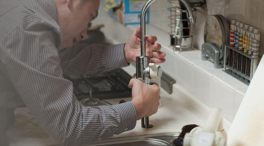 Expert burst pipe repair services in Naples, FL